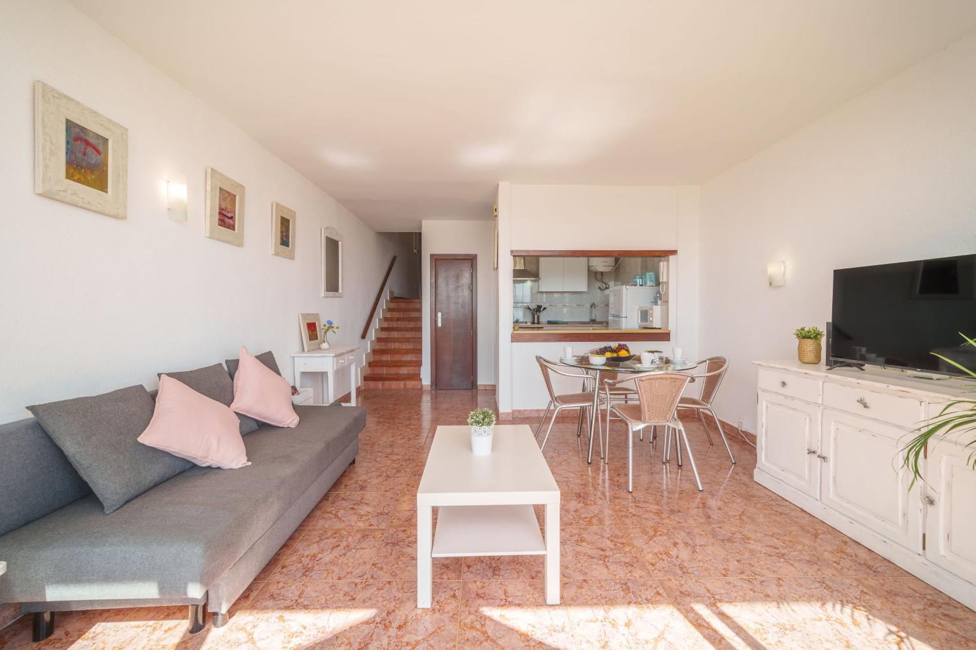 Apartment The Shell Ii, Beach Views And Pool Alcúdia Esterno foto